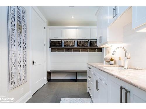 6 Sunset Court, Port Mcnicoll, ON - Indoor Photo Showing Kitchen