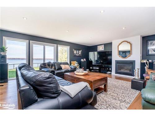 6 Sunset Court, Port Mcnicoll, ON - Indoor Photo Showing Living Room With Fireplace