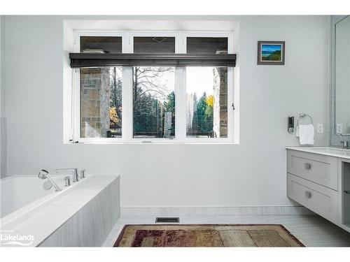 107 Maple Lane, The Blue Mountains, ON - Indoor Photo Showing Bathroom