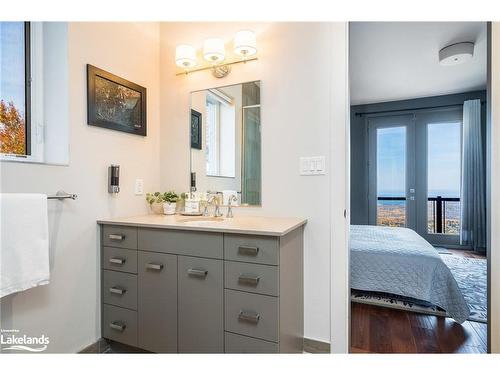 107 Maple Lane, The Blue Mountains, ON - Indoor Photo Showing Bathroom