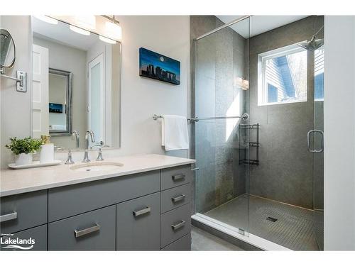 107 Maple Lane, The Blue Mountains, ON - Indoor Photo Showing Bathroom