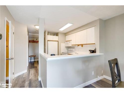 26-26 Turner Drive, Huntsville, ON - Indoor Photo Showing Kitchen