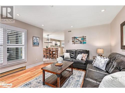 402 Mariners Way, Collingwood, ON - Indoor Photo Showing Living Room