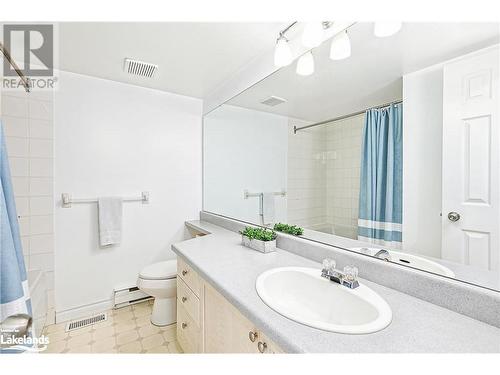 402 Mariners Way, Collingwood, ON - Indoor Photo Showing Bathroom