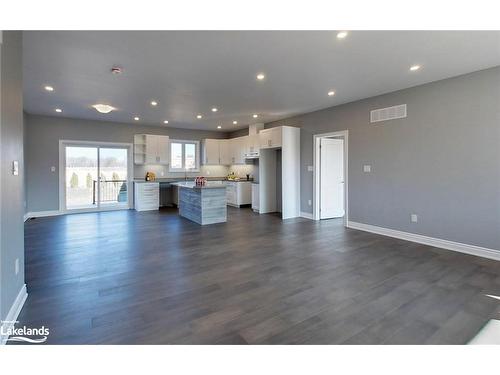 43 Country Crescent, Meaford, ON - Indoor Photo Showing Living Room