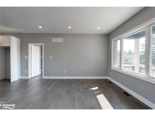 43 Country Crescent, Meaford, ON - Indoor Photo Showing Other Room