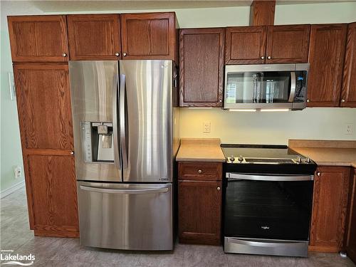 144 Meadow Lane, Wasaga Beach, ON - Indoor Photo Showing Kitchen With Stainless Steel Kitchen