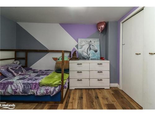 200 Sutherland Street N, Stayner, ON - Indoor Photo Showing Bedroom