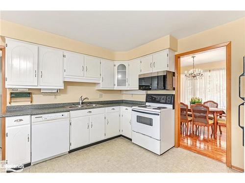 54 Townley St Street, Nottawa, ON - Indoor Photo Showing Kitchen With Double Sink