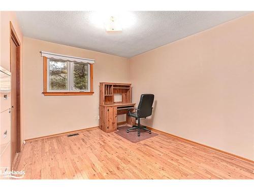 54 Townley St Street, Nottawa, ON - Indoor Photo Showing Office