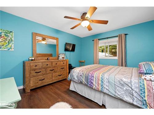 99 Bayview Drive, Carling, ON - Indoor Photo Showing Bedroom