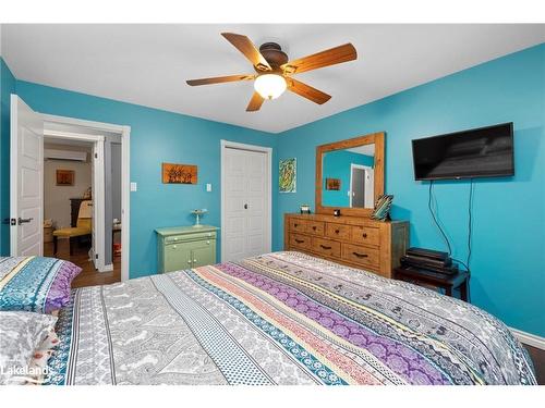 99 Bayview Drive, Carling, ON - Indoor Photo Showing Bedroom