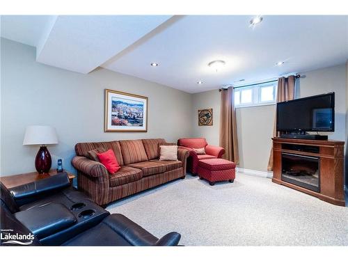 3 Anne Street, Penetanguishene, ON - Indoor Photo Showing Living Room With Fireplace