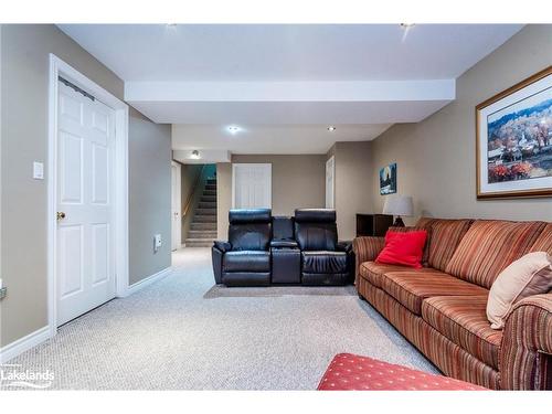 3 Anne Street, Penetanguishene, ON - Indoor Photo Showing Living Room