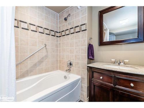 3 Anne Street, Penetanguishene, ON - Indoor Photo Showing Bathroom