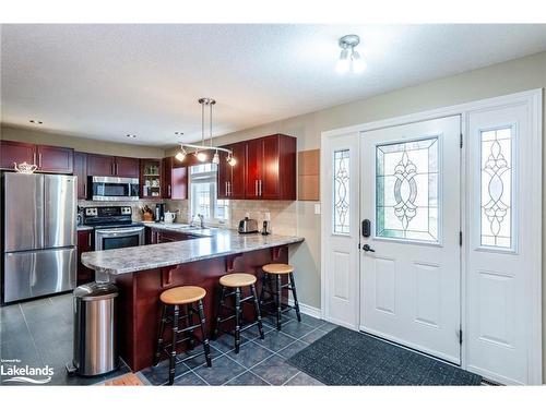 3 Anne Street, Penetanguishene, ON - Indoor Photo Showing Kitchen