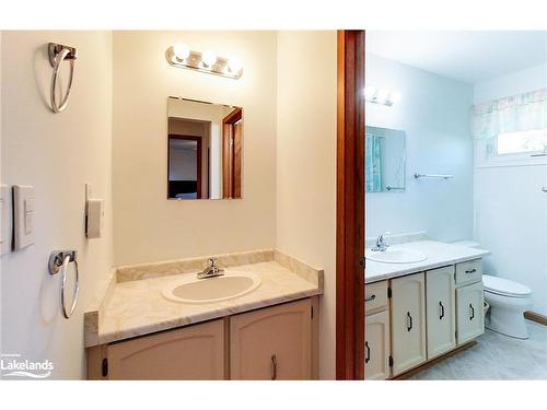 221 John Street, Stayner, ON - Indoor Photo Showing Bathroom