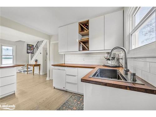 514 Queen Street, Midland, ON - Indoor Photo Showing Kitchen