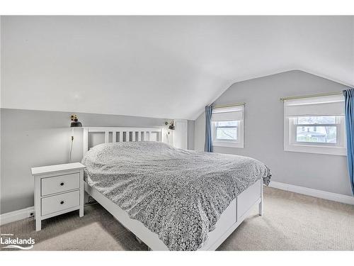 514 Queen Street, Midland, ON - Indoor Photo Showing Bedroom