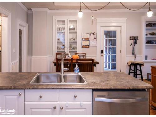 211 Huron Street, Stayner, ON - Indoor Photo Showing Kitchen With Double Sink