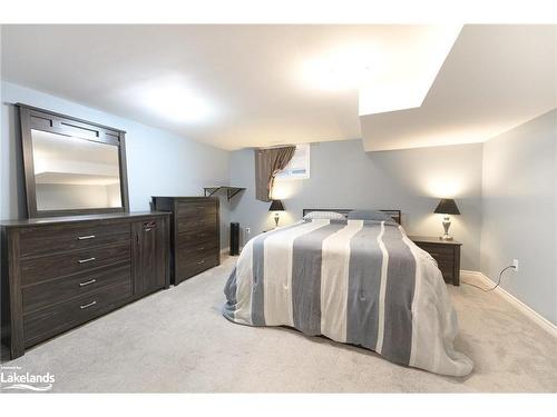 29 Shaw Street, Elmvale, ON - Indoor Photo Showing Bedroom