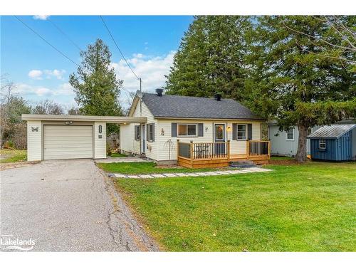 233 Hiram Street, Bracebridge, ON - Outdoor With Deck Patio Veranda With Facade