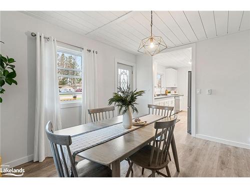 233 Hiram Street, Bracebridge, ON - Indoor Photo Showing Dining Room