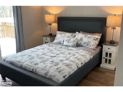 1101 Conservation Rd, Gravenhurst, ON - Indoor Photo Showing Bedroom