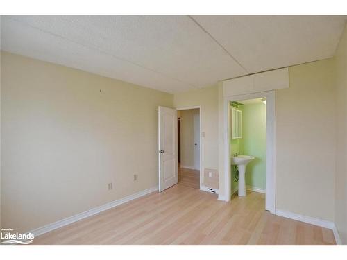 509-460 Ontario Street, Collingwood, ON - Indoor Photo Showing Other Room