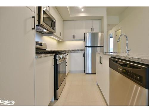 412-5 Spooner Crescent, Collingwood, ON - Indoor Photo Showing Kitchen