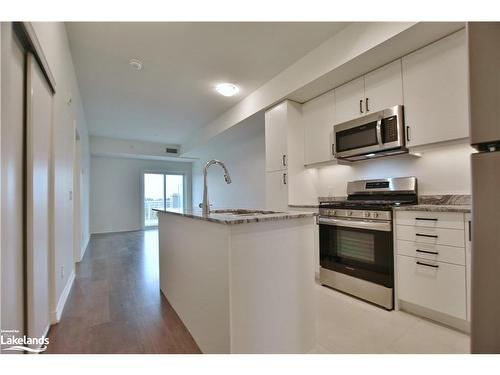 412-5 Spooner Crescent, Collingwood, ON - Indoor Photo Showing Kitchen