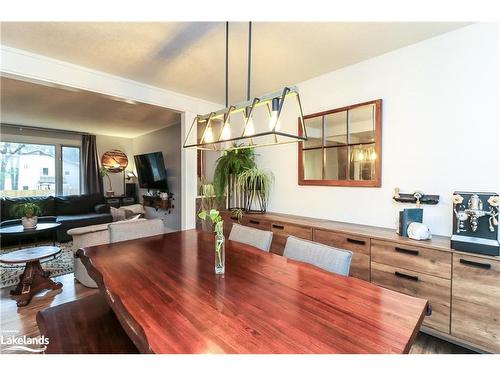 109 Knox Road W, Wasaga Beach, ON - Indoor Photo Showing Dining Room