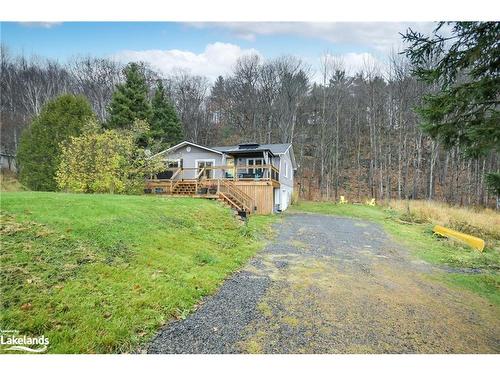 1922 Highway 141, Utterson, ON - Outdoor With Deck Patio Veranda