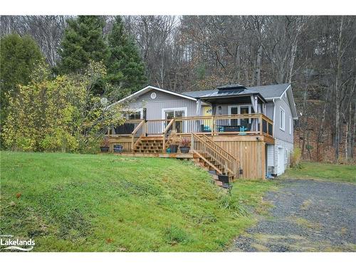 1922 Highway 141, Utterson, ON - Outdoor With Deck Patio Veranda