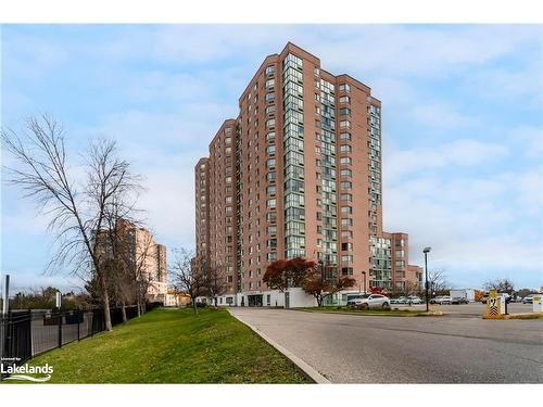 614-41 Markbrook Lane, Etobicoke, ON - Outdoor With Facade