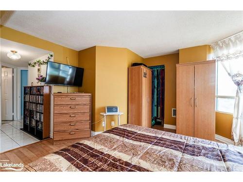 614-41 Markbrook Lane, Etobicoke, ON - Indoor Photo Showing Bedroom