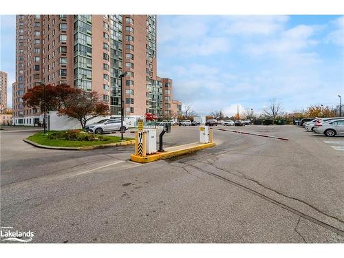 614-41 Markbrook Lane, Etobicoke, ON - Outdoor With Facade