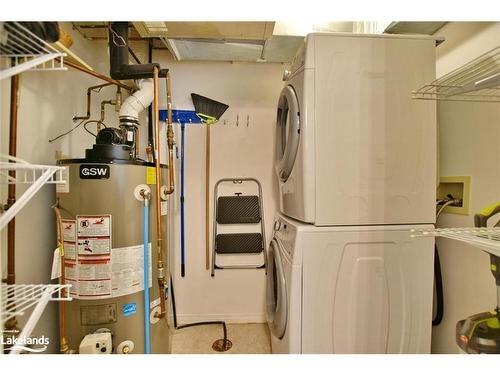 333 Mariners Way, Collingwood, ON - Indoor Photo Showing Laundry Room