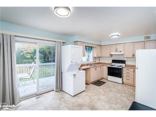 931 Montreal Street, Midland, ON - Indoor Photo Showing Kitchen With Double Sink