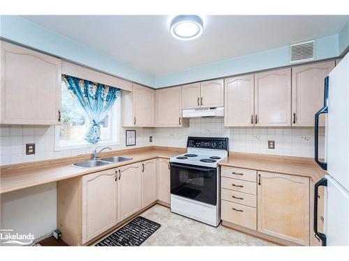 931 Montreal Street, Midland, ON - Indoor Photo Showing Kitchen With Double Sink