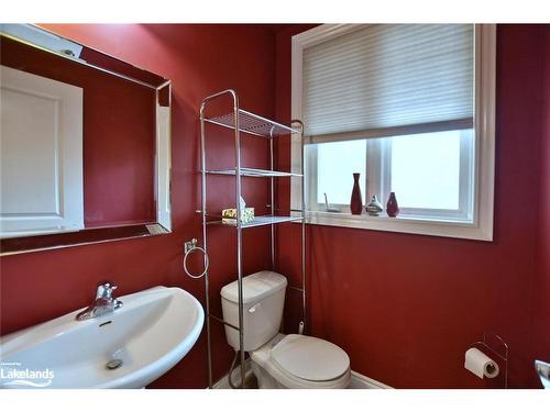 15 Wally Drive, Wasaga Beach, ON - Indoor Photo Showing Bathroom