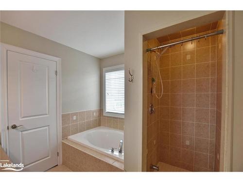 15 Wally Drive, Wasaga Beach, ON - Indoor Photo Showing Bathroom