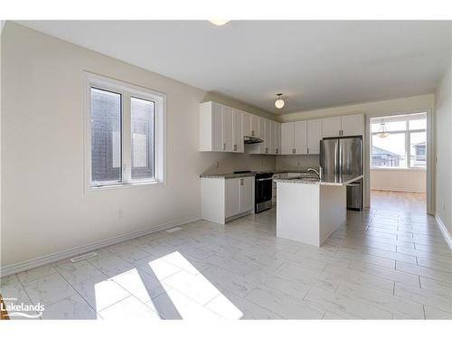 77 Sun Valley Avenue, Wasaga Beach, ON - Indoor Photo Showing Kitchen With Stainless Steel Kitchen