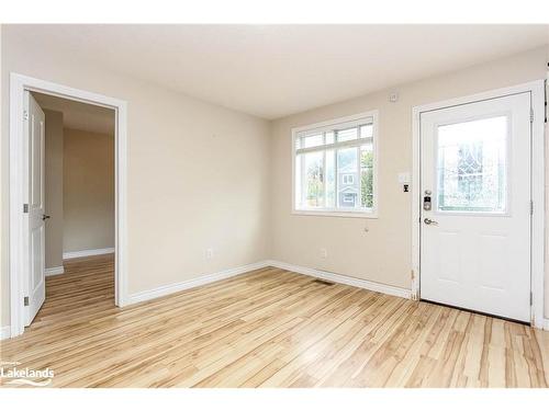 24 Glenwood Drive, Wasaga Beach, ON - Indoor Photo Showing Other Room