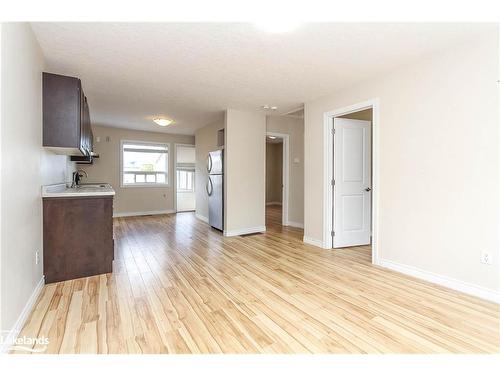 24 Glenwood Drive, Wasaga Beach, ON - Indoor