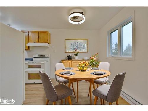 8345 Highway 93, Tiny, ON - Indoor Photo Showing Dining Room