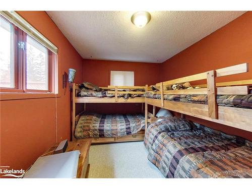 7-102 Wensley Drive, The Blue Mountains, ON - Indoor Photo Showing Bedroom