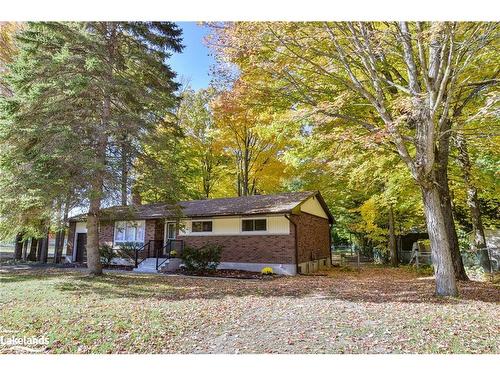 405 Muskoka Beach Road, Gravenhurst, ON - Outdoor