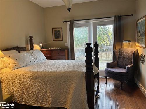 38 Rodney Street, Collingwood, ON - Indoor Photo Showing Bedroom