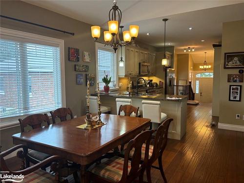 38 Rodney Street, Collingwood, ON - Indoor Photo Showing Dining Room